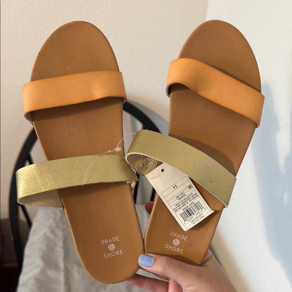 Shade & Shore Tan and Gold Sandals Minimalist Design